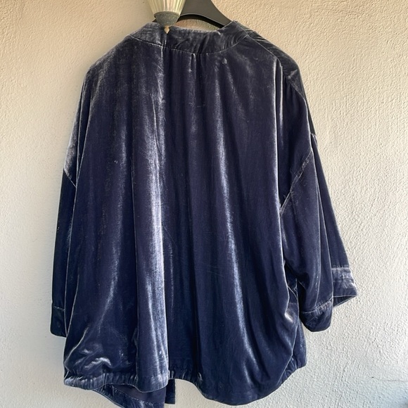 Anthropologie Velveteen Kimono. Size L - Picture 3 of 4